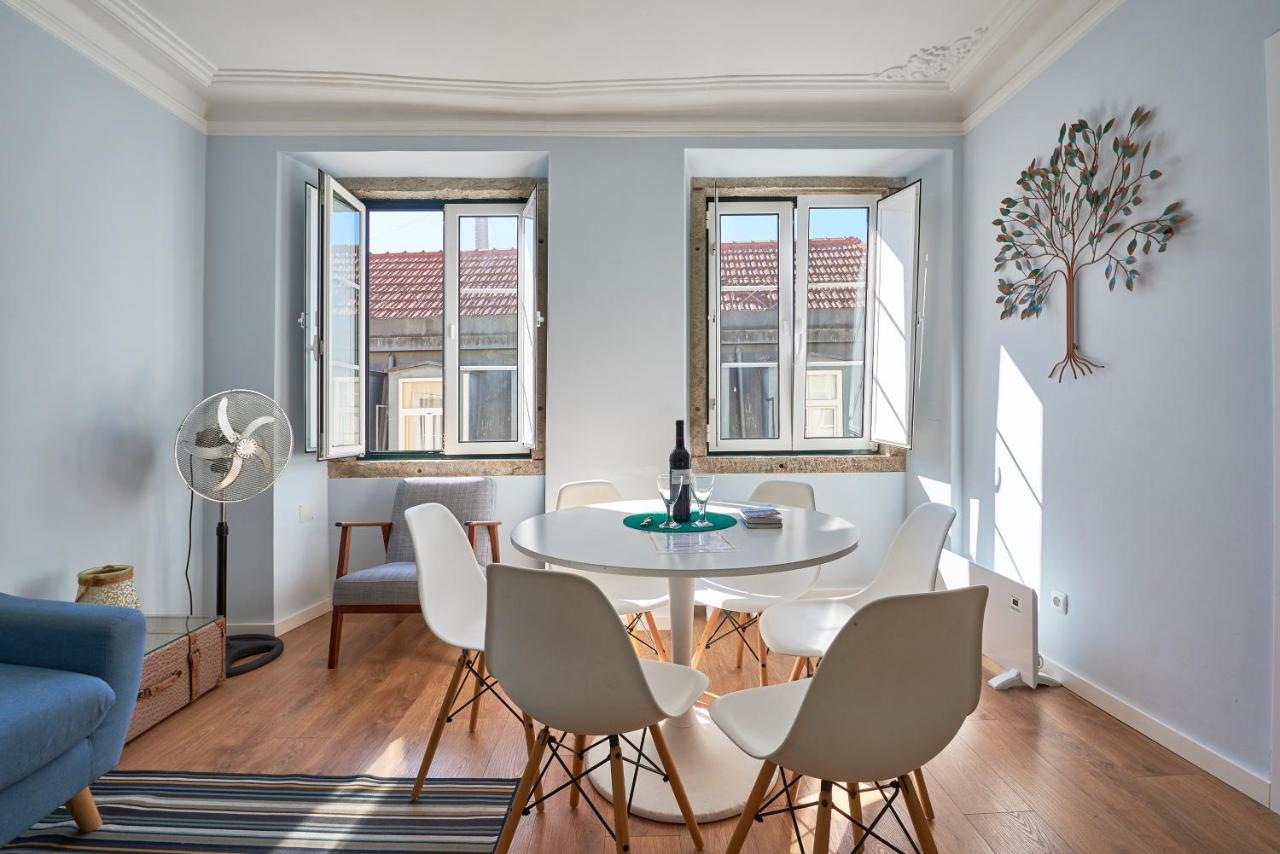 Elegant Riverview Apartment In Historical Lisbon Lisboa Exterior foto